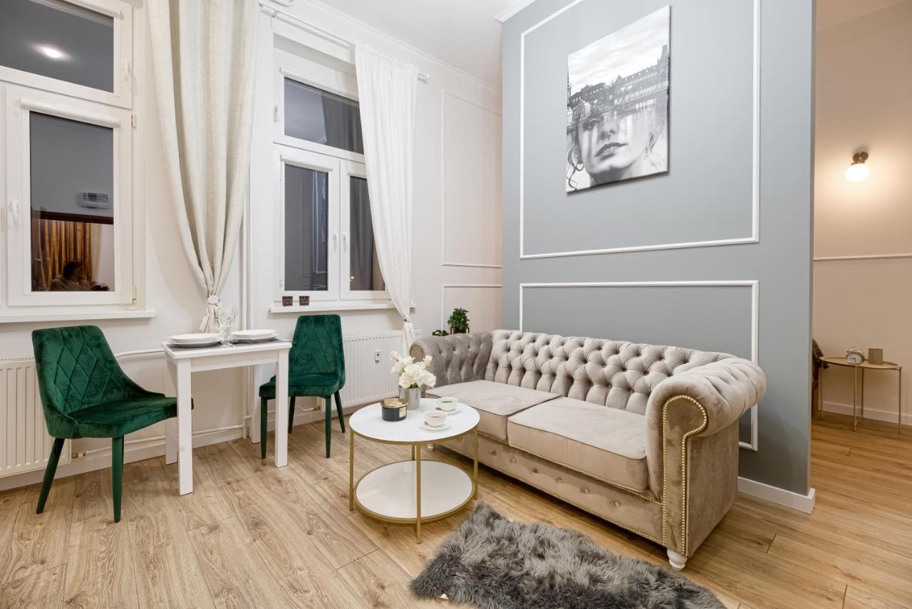 Niron Apartament Dom Z Papieru Sztokholm Piła Dış mekan fotoğraf